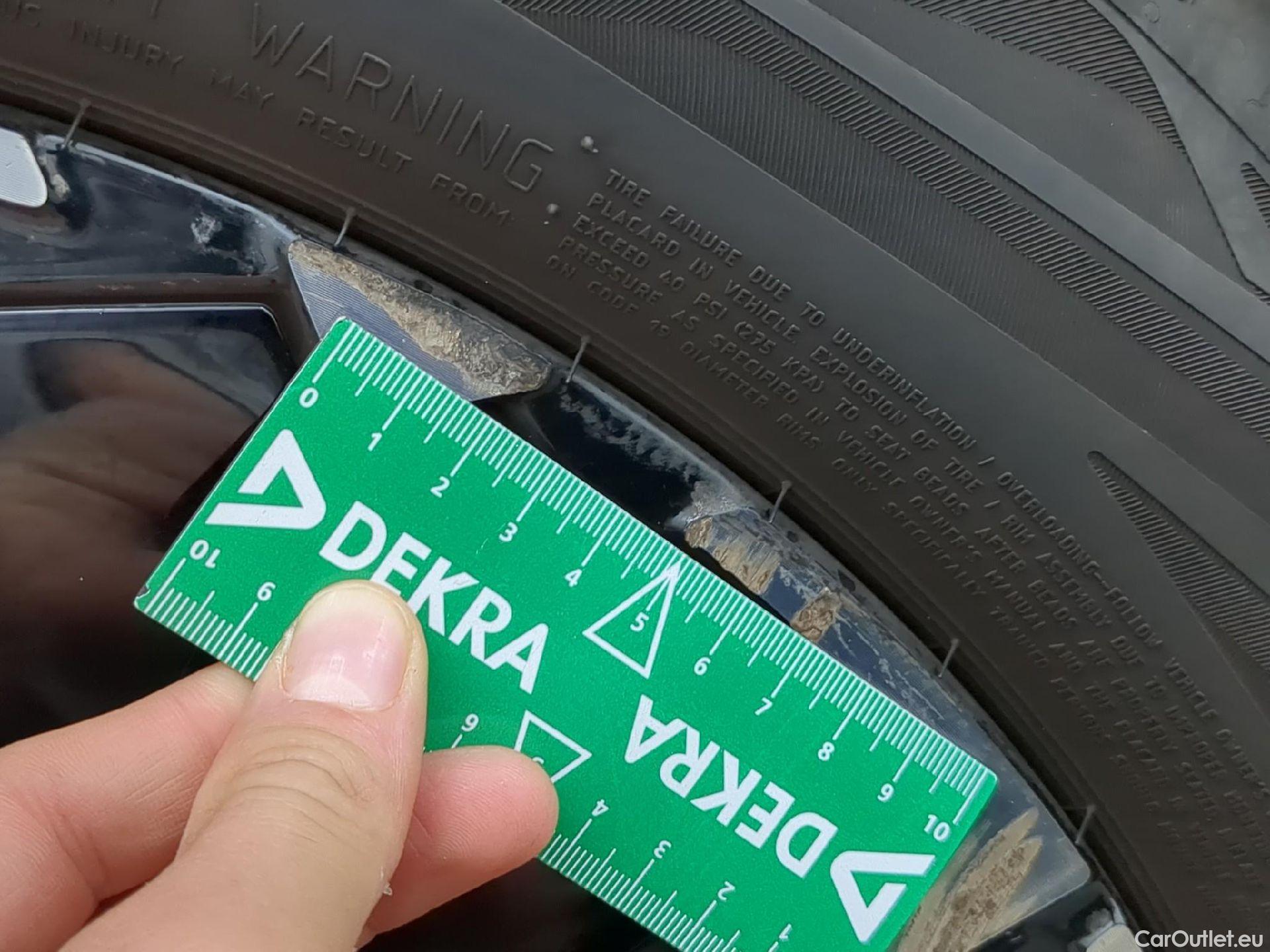  DS  DS7 DS DS 7 / 2022 / 5P / SUV BlueHDi 130 Automatique RIVOLI #8