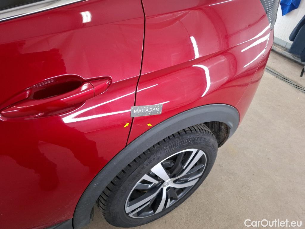  Peugeot  3008 PEUGEOT  / 2016 / 5P / SUV Puretech 180 S&S EAT8 GT LINE #89