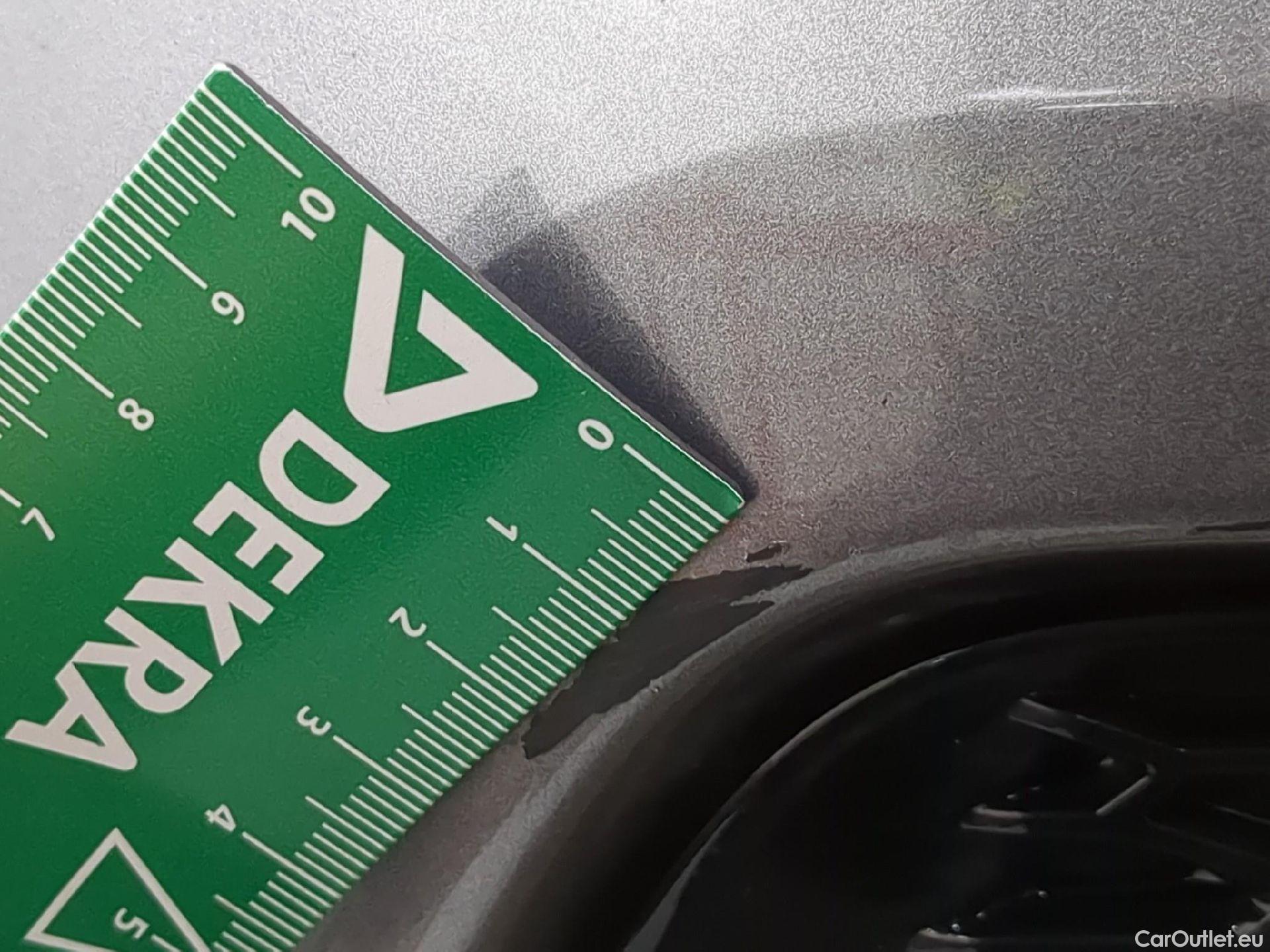  Nissan  Qashqai NISSAN  / 2017 / 5P / Crossover 1.3 DIG-T 160 DCT Tekna #9