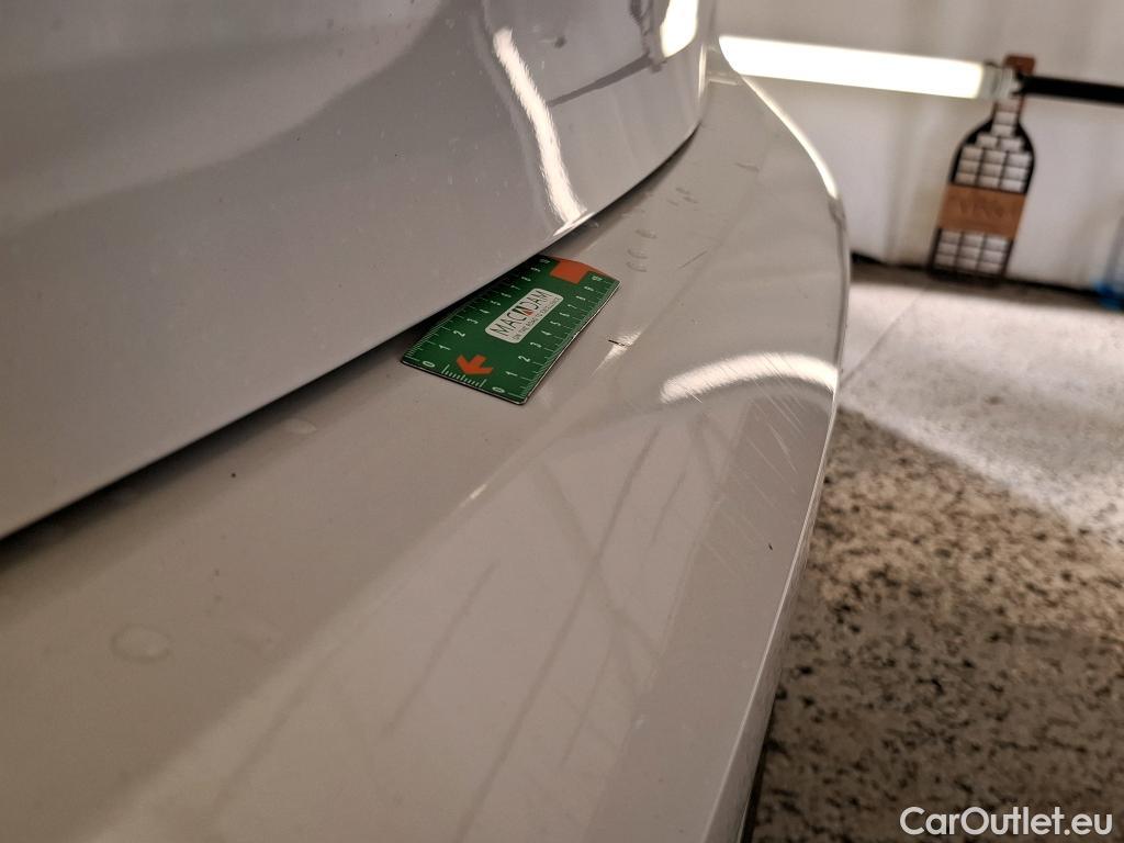  Peugeot  208  Allure Business 1.2 PureTech 100CV BVA8 E6d #15