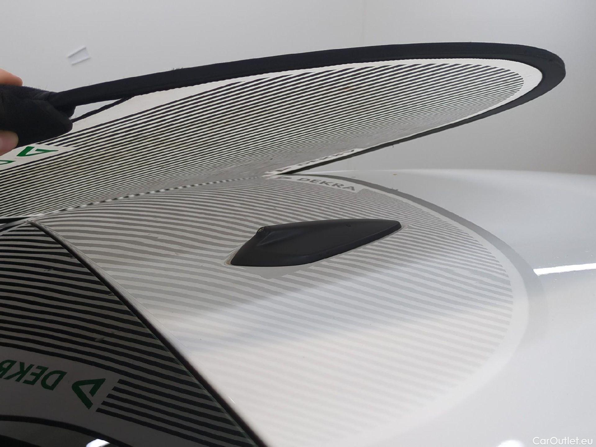  Citroen  C4  Berline Live Pack Business R 1.5 BlueHDI 110CV BVM6 E6d / TRANSFO VP/VF #12