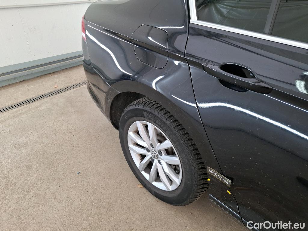 Volkswagen  Passat  Berline Comfortline BMT/Start-Stopp 2.0 TDI 150CV BVA7 E6 #66