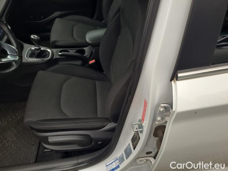  Hyundai  i30  (PD)(01.2017  ->)  kom.1.5T-GDI Smart 5d #18