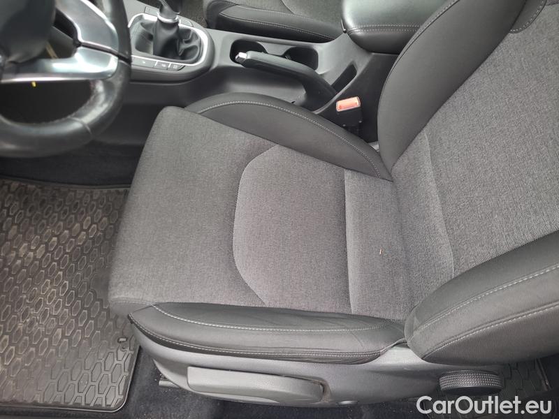  Hyundai  i30  (PD)(01.2017  ->)  kom.1.5T-GDI Smart 5d #9