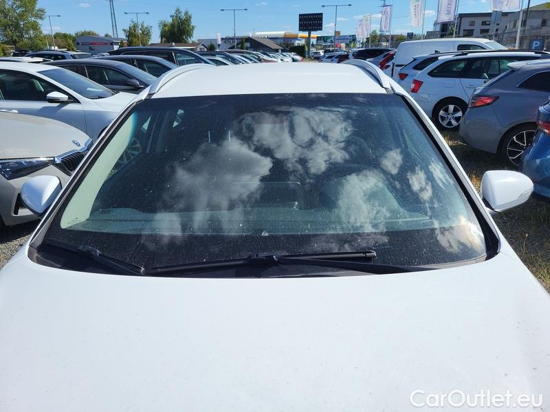  Hyundai  i30   cw (PD)(2017->)  kom.1.5T-GDI Family Smart #1