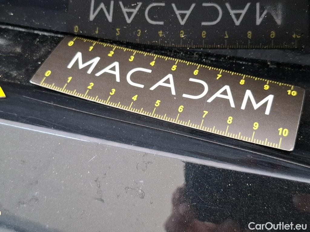  Volkswagen  Passat  Berline Comfortline BMT/Start-Stopp 2.0 TDI 150CV BVA7 E6 #35