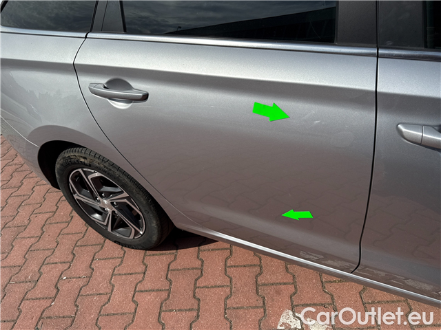  Hyundai  i30  kom.1.0TGDI Family Smart #11