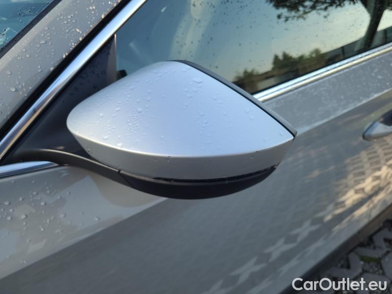  Skoda  Octavia  Combi (NX3)(2020) Oct.C. 2.0TDI 147 Scout 4x4 AT #2