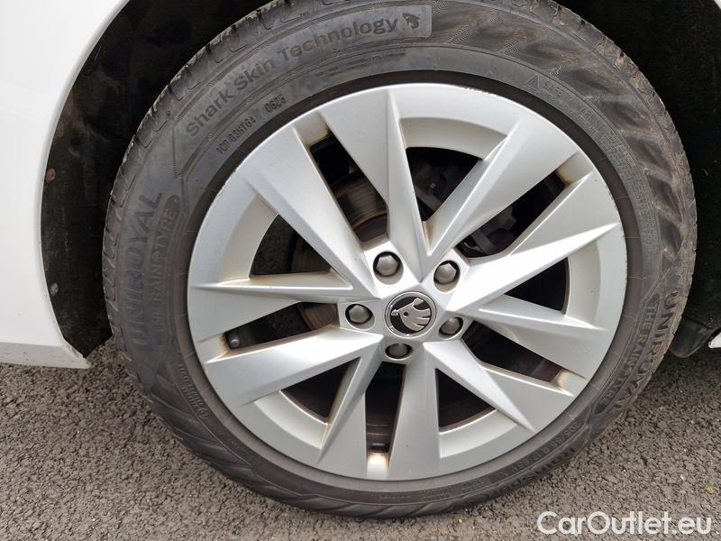  Skoda  Octavia  Lim. (NX3)(2020)  2.0TDI 85 Style 5d #22