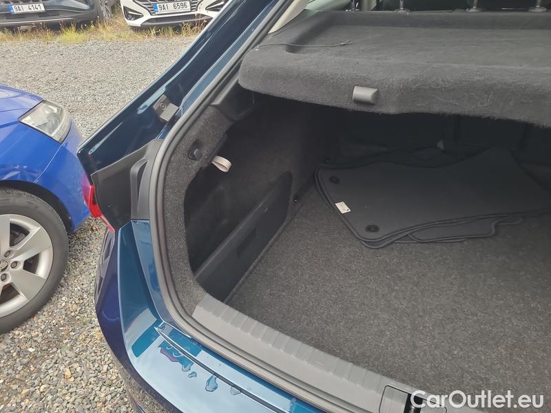  Skoda  Octavia  Lim. (NX3)(2020)  1.0TSI 81 Style #19