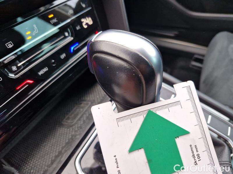  Volkswagen  Passat  Variant (CB5) (2019) Pas.Var.2.0TDI 140 Eleg. 4M AT #14