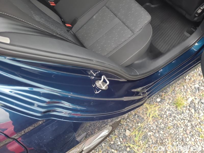  Skoda  Octavia  Lim. (NX3)(2020)  1.0TSI 81 Style #26