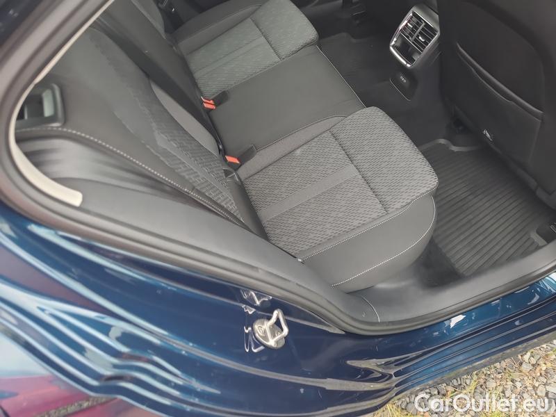  Skoda  Octavia  Lim. (NX3)(2020)  1.0TSI 81 Style #27