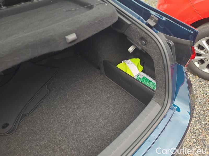  Skoda  Octavia  Lim. (NX3)(2020)  1.0TSI 81 Style #20