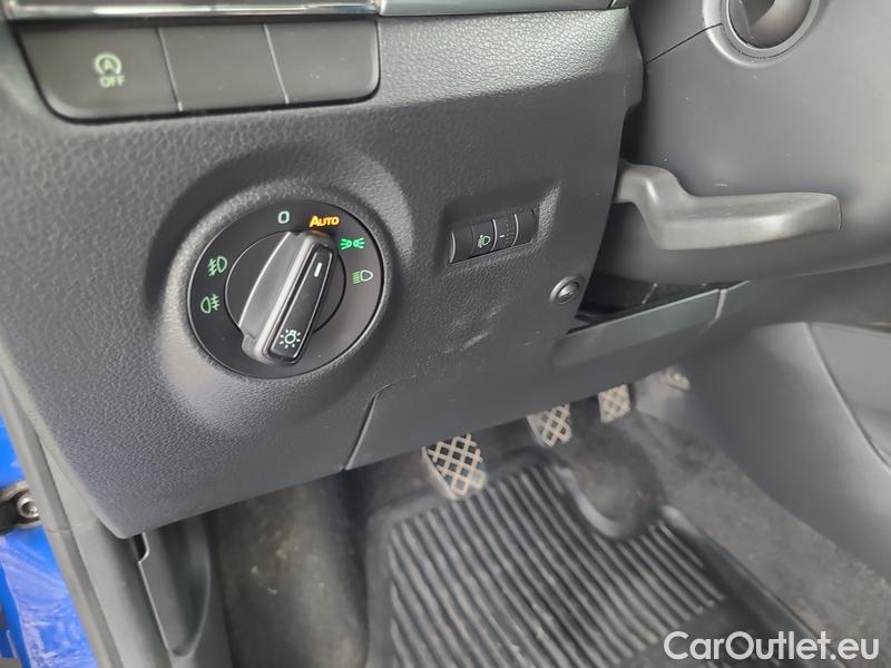  Skoda  Fabia  Combi (2015)  Com.1.0TSI 70 Ambition #12