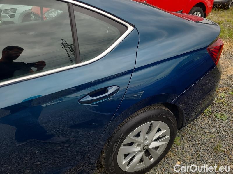  Skoda  Octavia  Lim. (NX3)(2020)  1.0TSI 81 Style #16