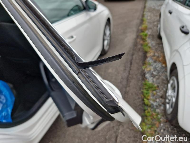  Skoda  Octavia  Lim. (NX3)(2020)  2.0TDI 85 Style 5d #24