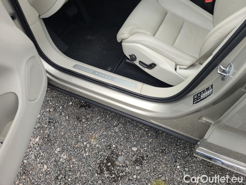  Volvo  XC60 XC 60 (03.2017->)  D5 DriveE Inscript AWD AT #9