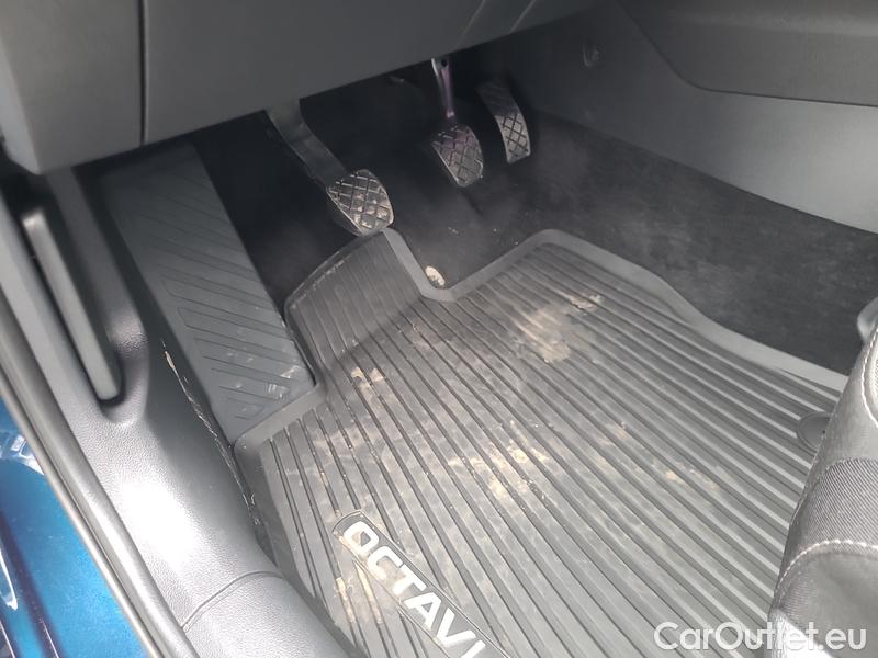  Skoda  Octavia  Lim. (NX3)(2020)  1.0TSI 81 Style #12