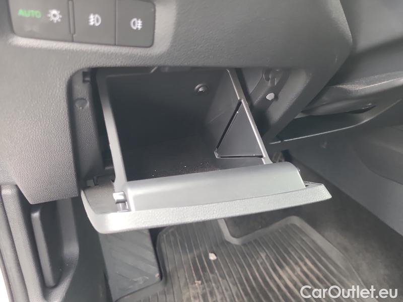  Skoda  Octavia  Combi (NX3)(2020) Oct.Combi 1.5TSI 110 Style #17