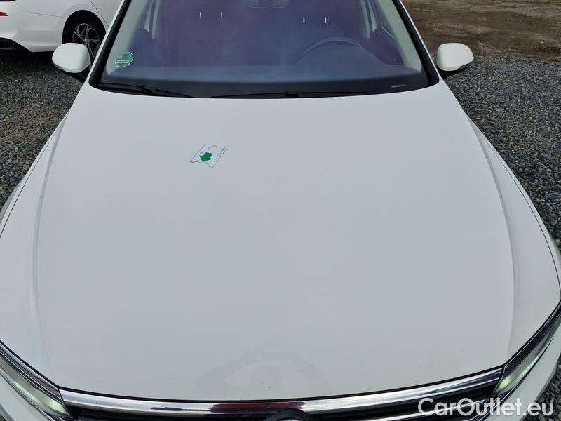  Volkswagen  Passat  Variant (CB5) (2019) Pas.Var.2.0TDI 140 Eleg. 4M AT #1