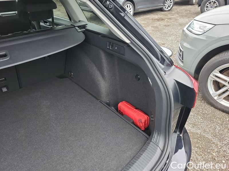  Volkswagen  Golf  VIII Variant (CG5) 2020 Var.2.0TDI 85 Life 5d #10