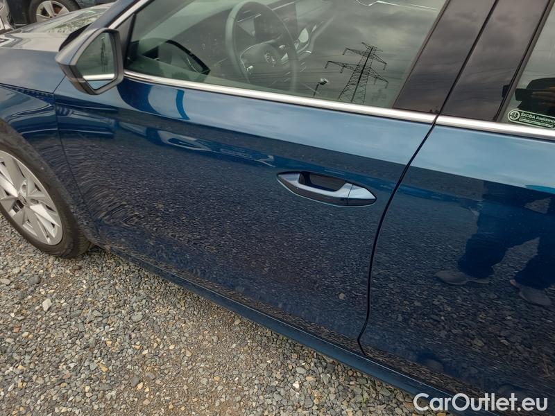  Skoda  Octavia  Lim. (NX3)(2020)  1.0TSI 81 Style #5