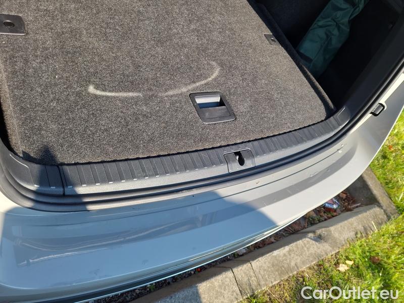  Skoda  Octavia  Combi (NX3)(2020) Oct.C. 2.0TDI 147 Scout 4x4 AT #9