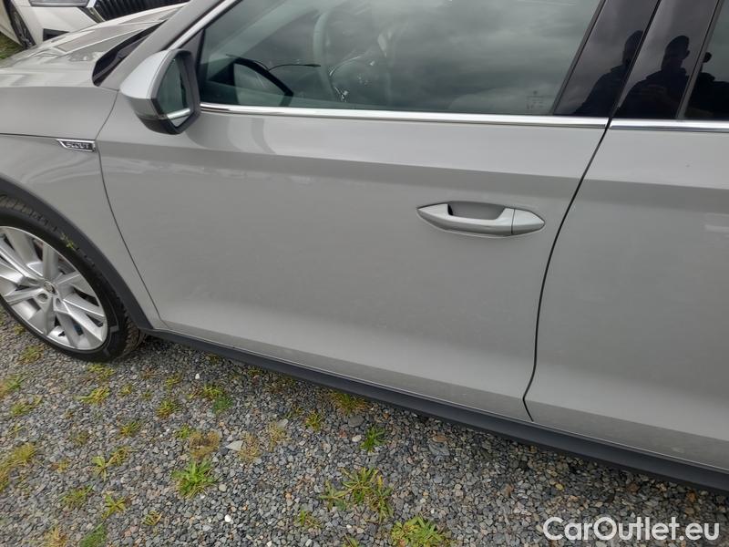  Skoda  Octavia  Combi (NX3)(2020) Oct.C. 2.0TDI 147 Scout 4x4 AT #17