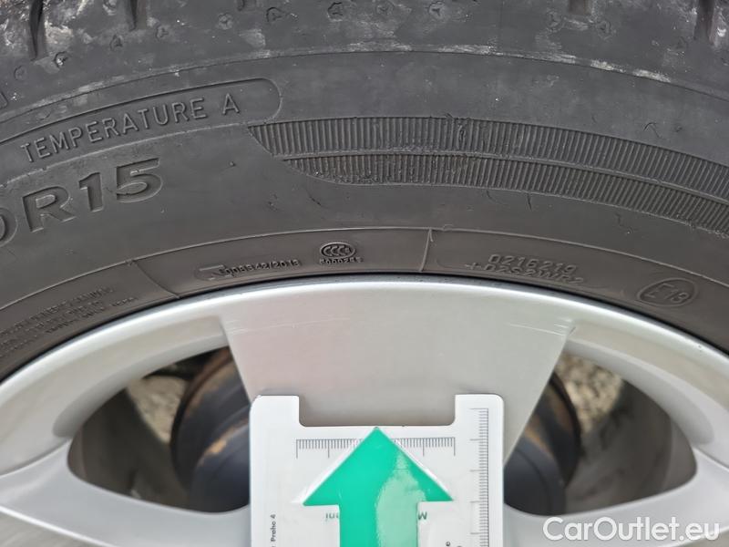  Skoda  Fabia  Combi (2015)  Com.1.0TSI 70 Ambition #13