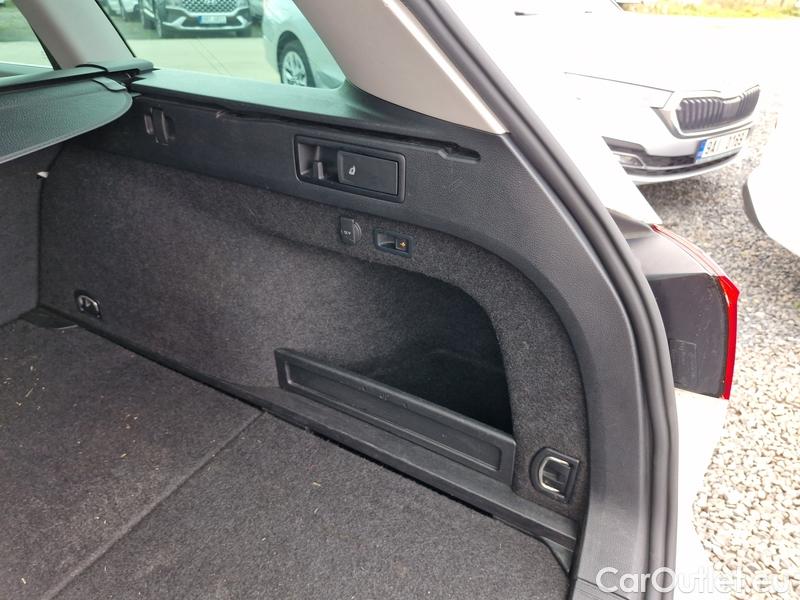  Volkswagen  Passat  Variant (CB5) (2019) Pas.Var.2.0TDI 140 Eleg. 4M AT #24