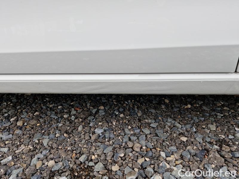  Volkswagen  Golf  VIII Variant (CG5) 2020 Var.1.5 TSI 110 Style 5d #7