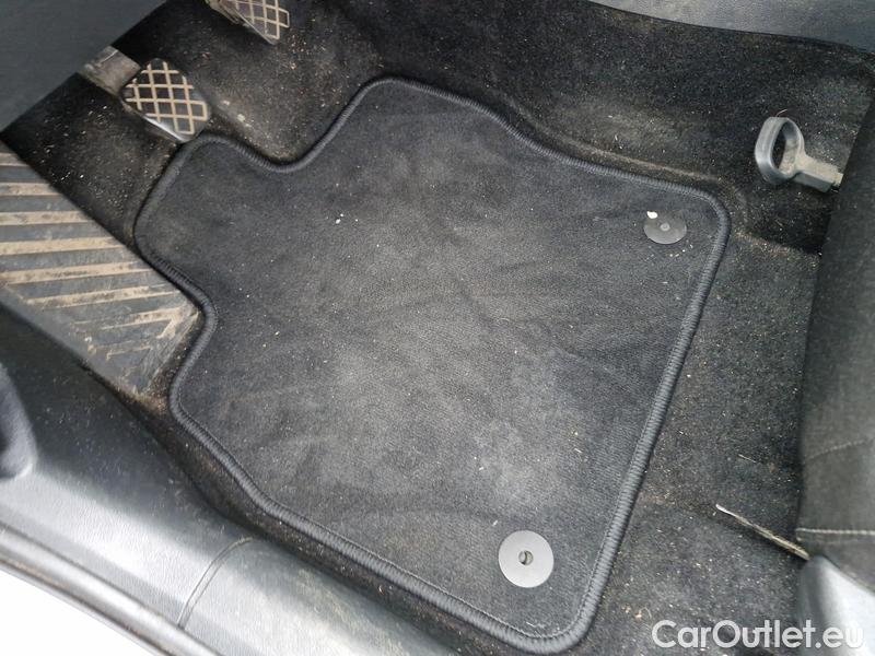  Skoda  Octavia  Lim. (NX3)(2020)  2.0TDI 85 Style 5d #16