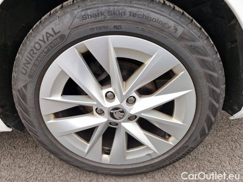  Skoda  Octavia  Lim. (NX3)(2020)  2.0TDI 85 Style 5d #8