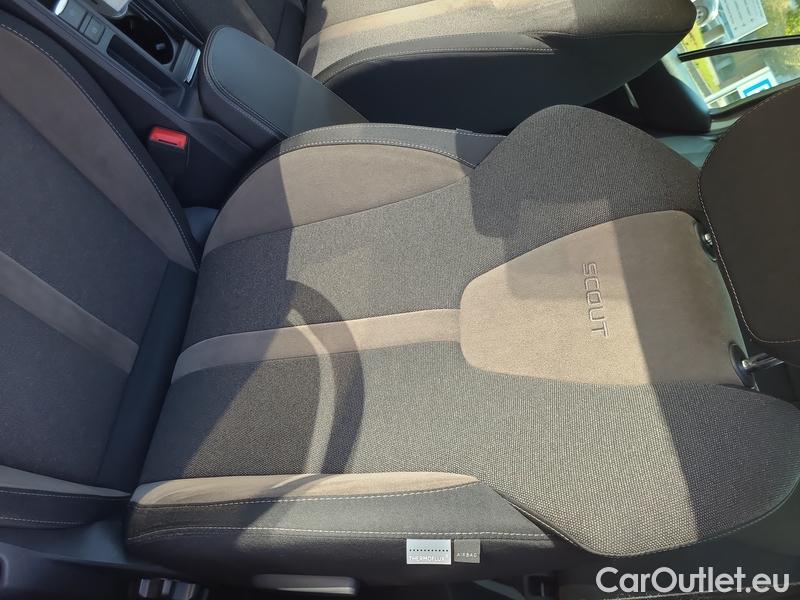  Skoda  Octavia  Combi (NX3)(2020) Oct.C. 2.0TDI 147 Scout 4x4 AT #6