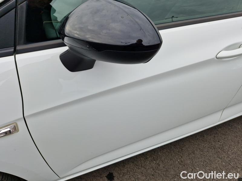  Opel  Astra  K Sports Tourer (2015) ST 1.5CDTi 77 Edition 5d #3