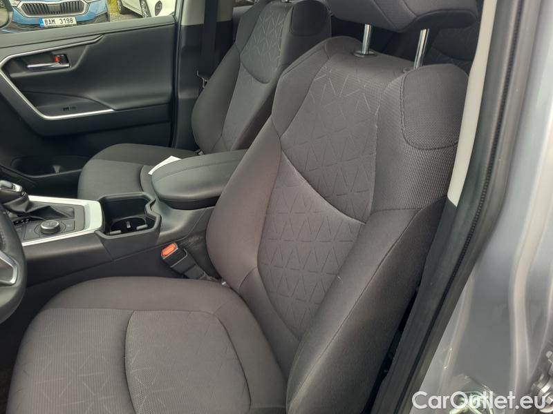  Toyota  RAV4  2019  2.5 Hyb Comfort 4WD AT #10