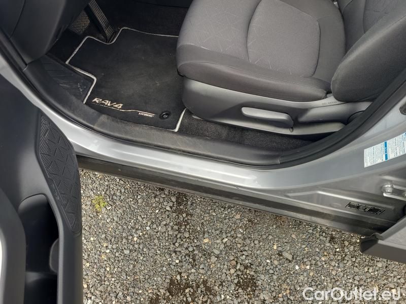  Toyota  RAV4  2019  2.5 Hyb Comfort 4WD AT #8