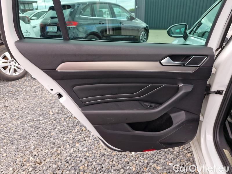  Volkswagen  Passat  Variant (CB5) (2019) Pas.Var.2.0TDI 140 Eleg. 4M AT #20