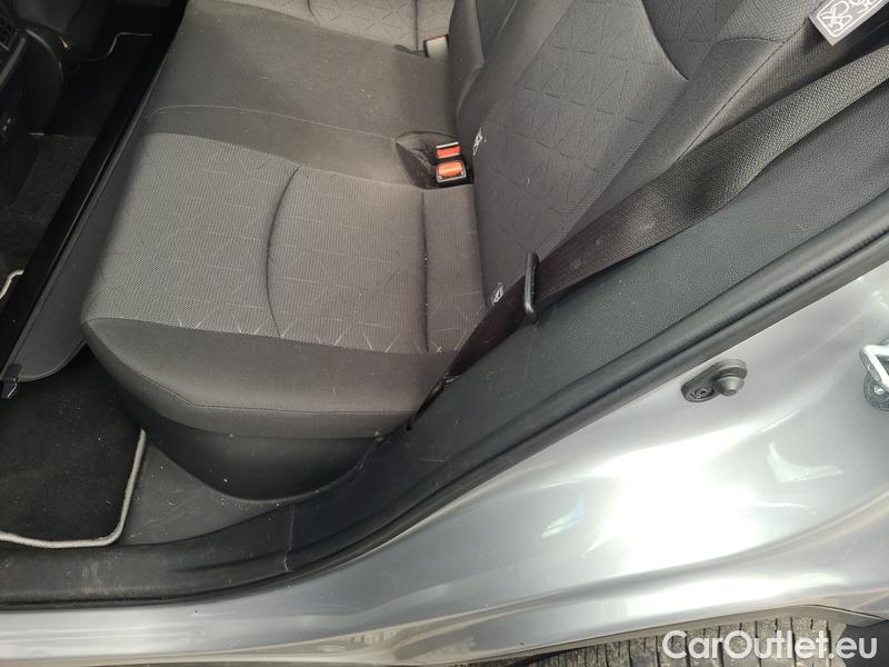  Toyota  RAV4  2019  2.5 Hyb Comfort 4WD AT #18