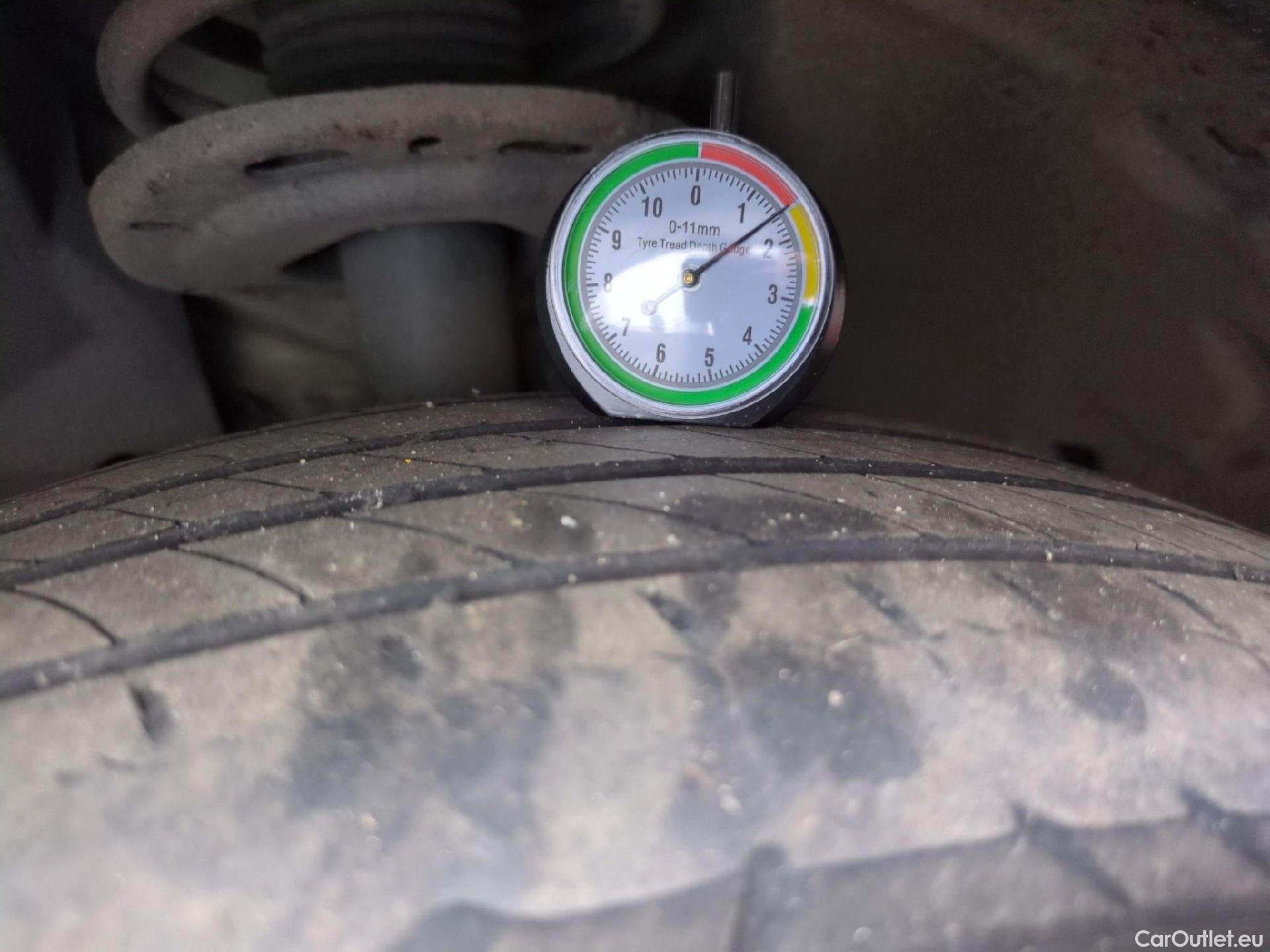  Citroen  C4  Berline Feel Pack 1.5 BlueHDI 130CV BVA8 E6d #12