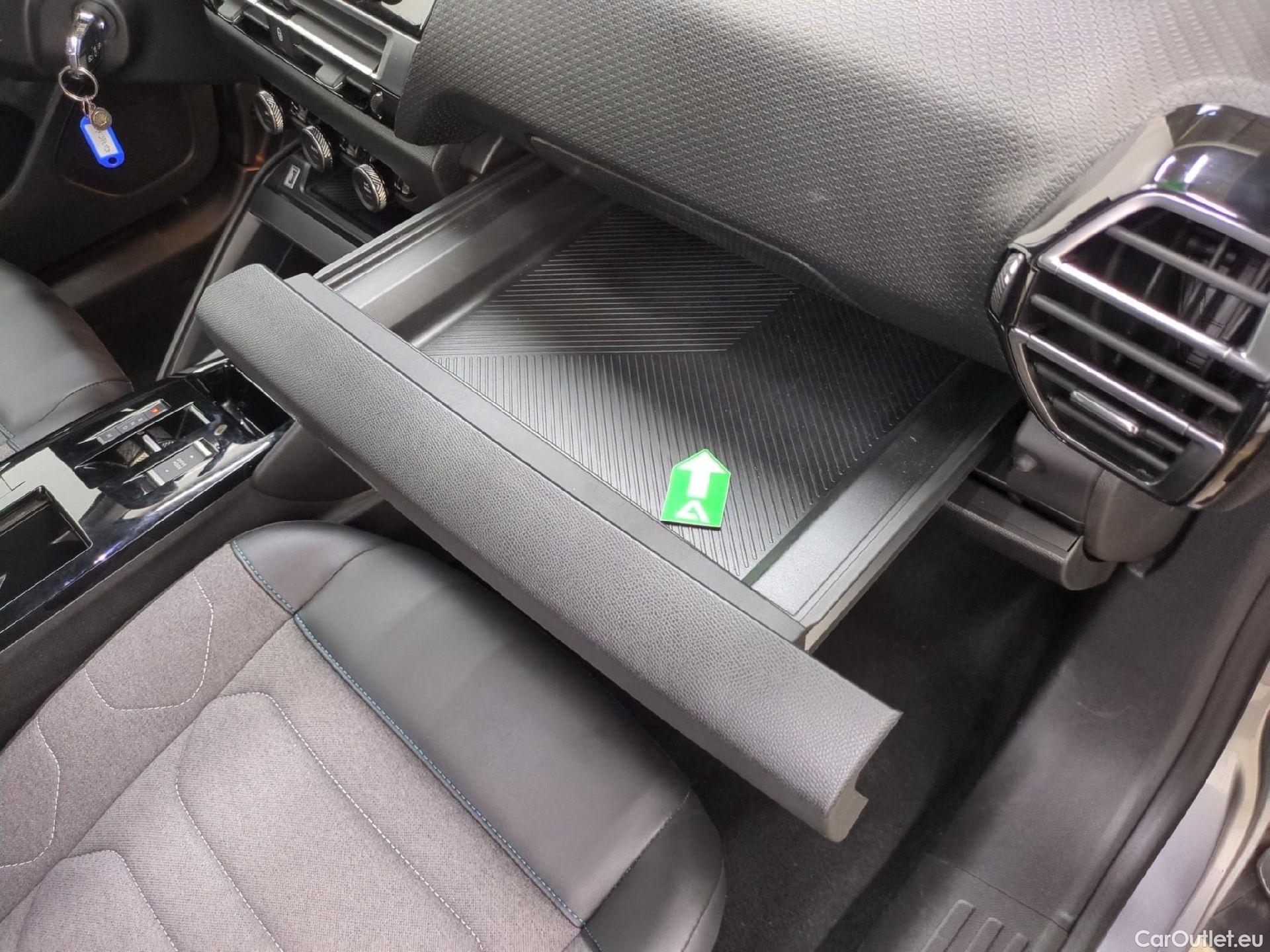  Citroen  C4  Berline Feel Pack 1.5 BlueHDI 130CV BVA8 E6d #2