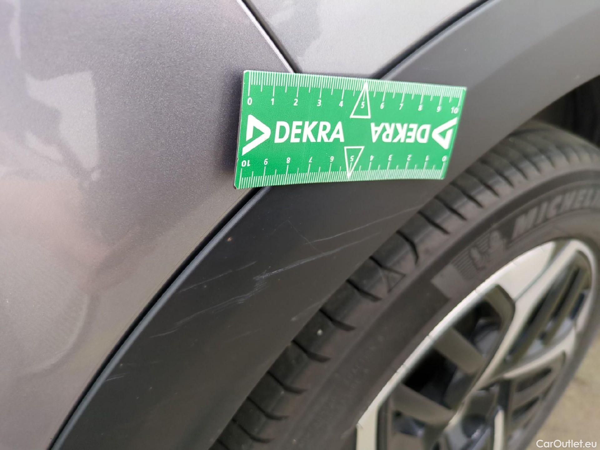  Citroen  C4  Berline Feel Pack 1.5 BlueHDI 130CV BVA8 E6d #77