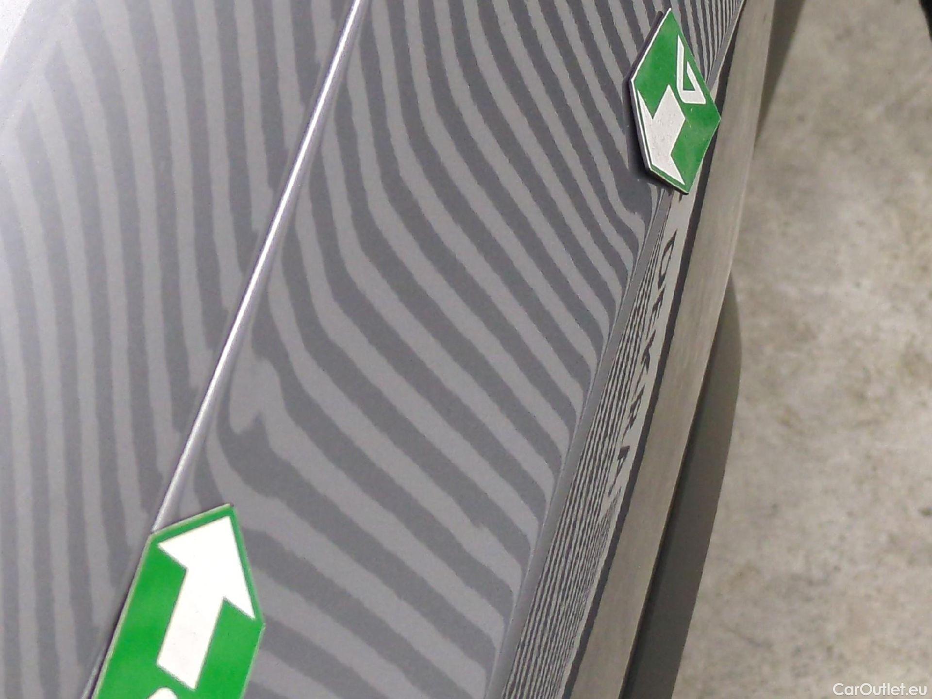  Citroen  C4  Berline Feel Pack 1.5 BlueHDI 130CV BVA8 E6d #49