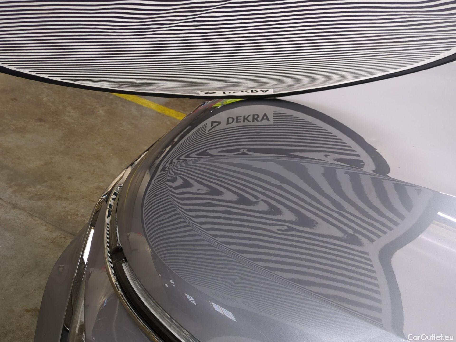  Citroen  C4  Berline Feel Pack 1.5 BlueHDI 130CV BVA8 E6d #38