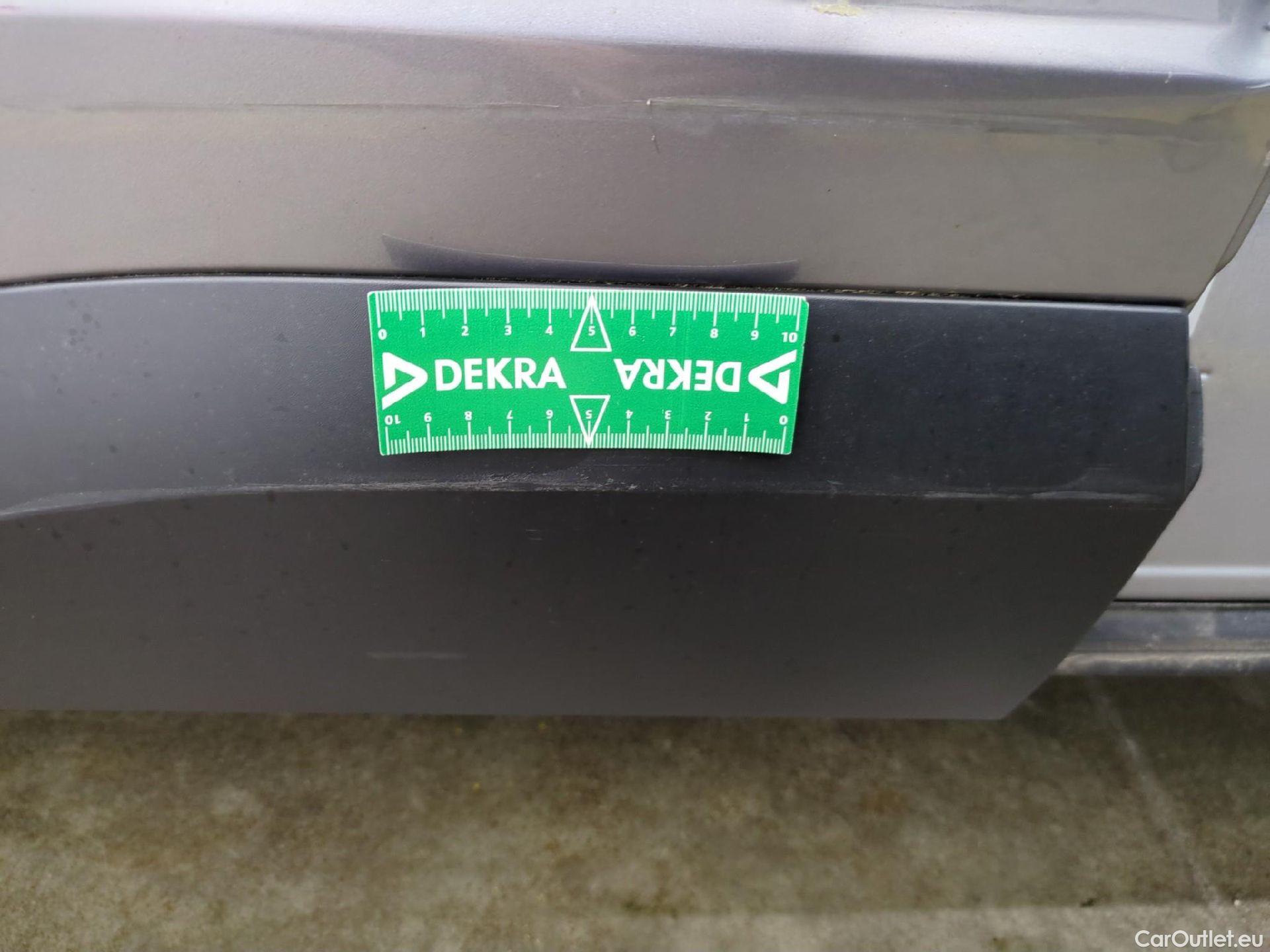  Citroen  C4  Berline Feel Pack 1.5 BlueHDI 130CV BVA8 E6d #21