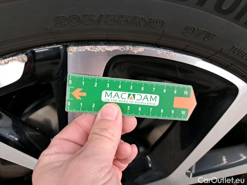  Citroen  C5  Aircross Shine Pack Hybrid 1.6 225CV BVA8 E6d #4