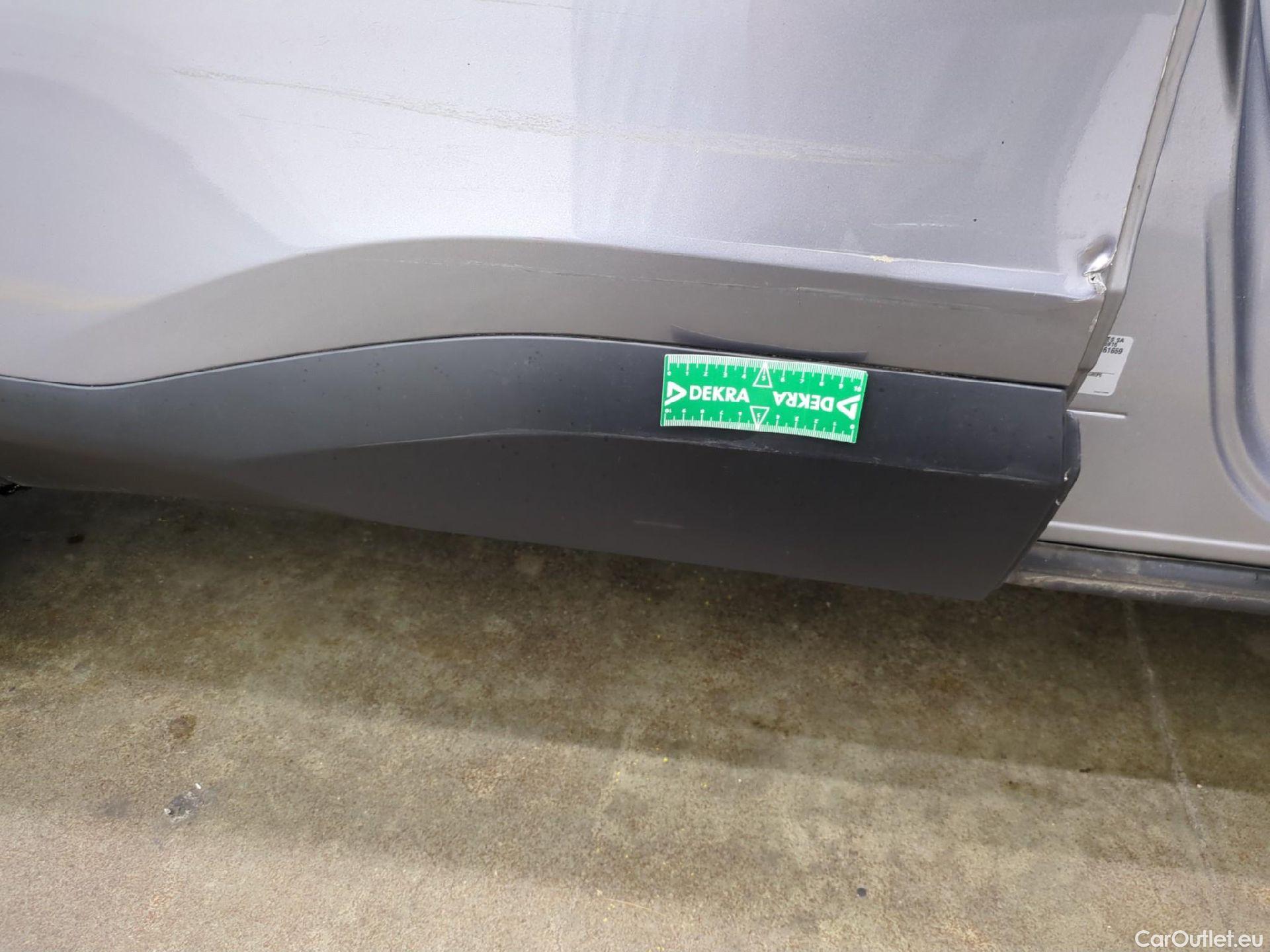  Citroen  C4  Berline Feel Pack 1.5 BlueHDI 130CV BVA8 E6d #20