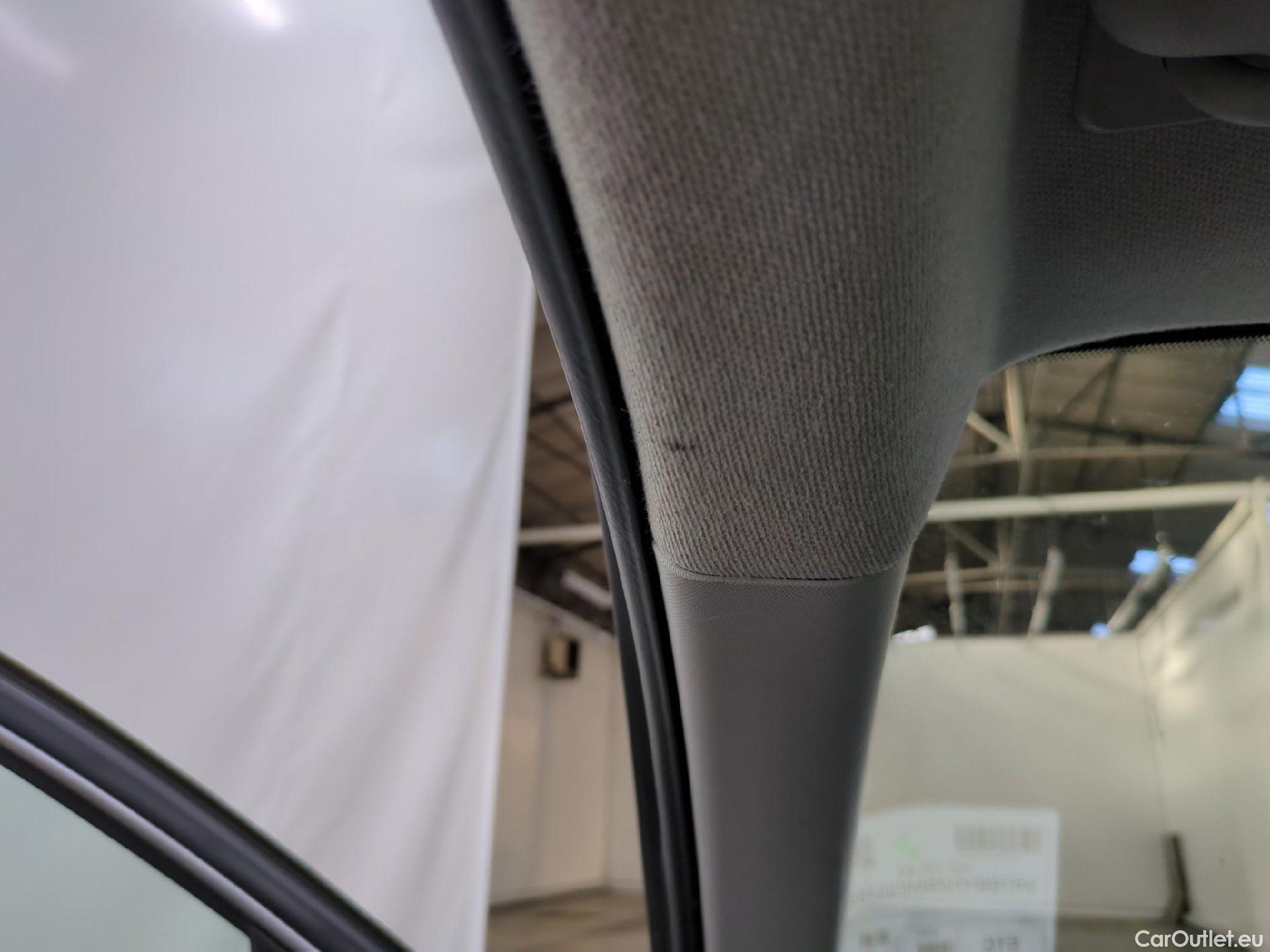  Citroen  C4  Berline Feel Pack 1.5 BlueHDI 130CV BVA8 E6d #9