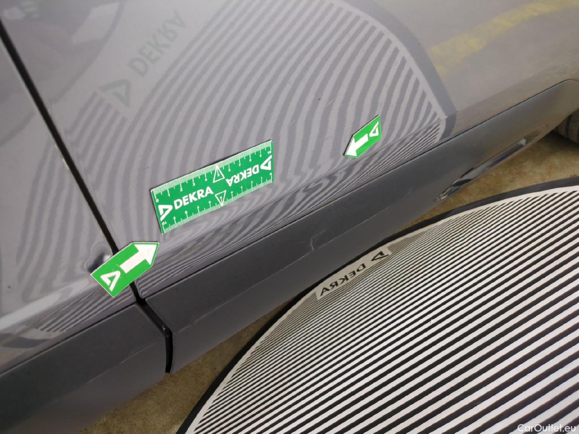  Citroen  C4  Berline Feel Pack 1.5 BlueHDI 130CV BVA8 E6d #36